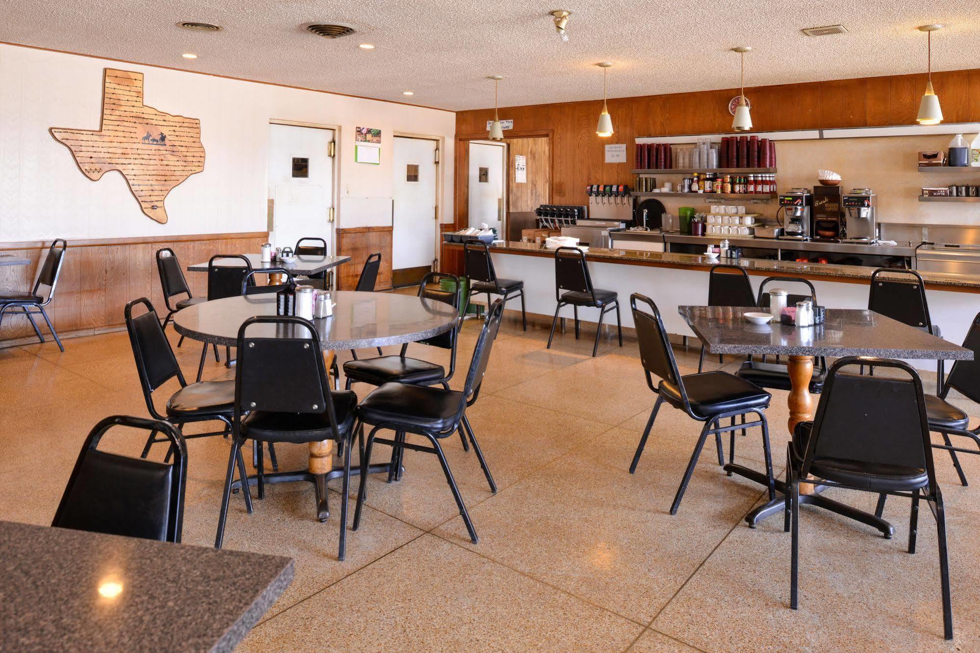 Ranch House Motel Світвотер Екстер'єр фото